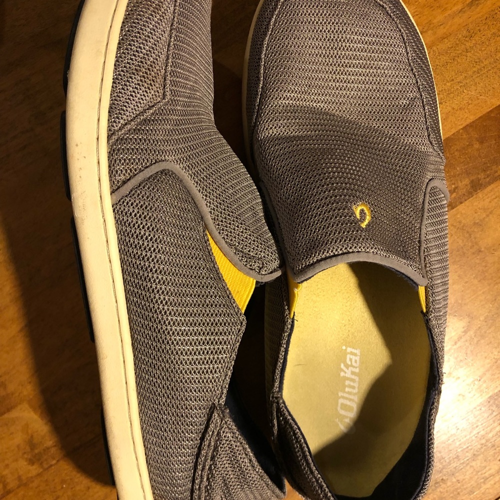 OLUKAI slip on shoes. Mens 9 UK 42. Mocha gray with yellow tabs. - Picture 4 of 8